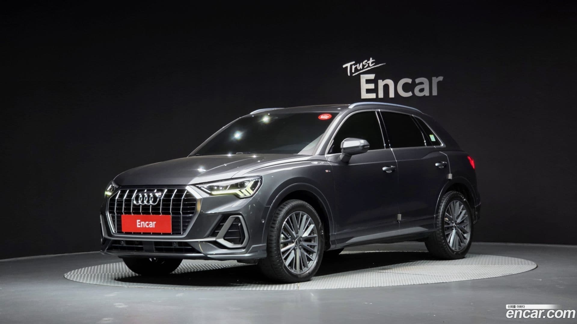 Main__Slider__Photo:Q3 Audi 2022.10-0