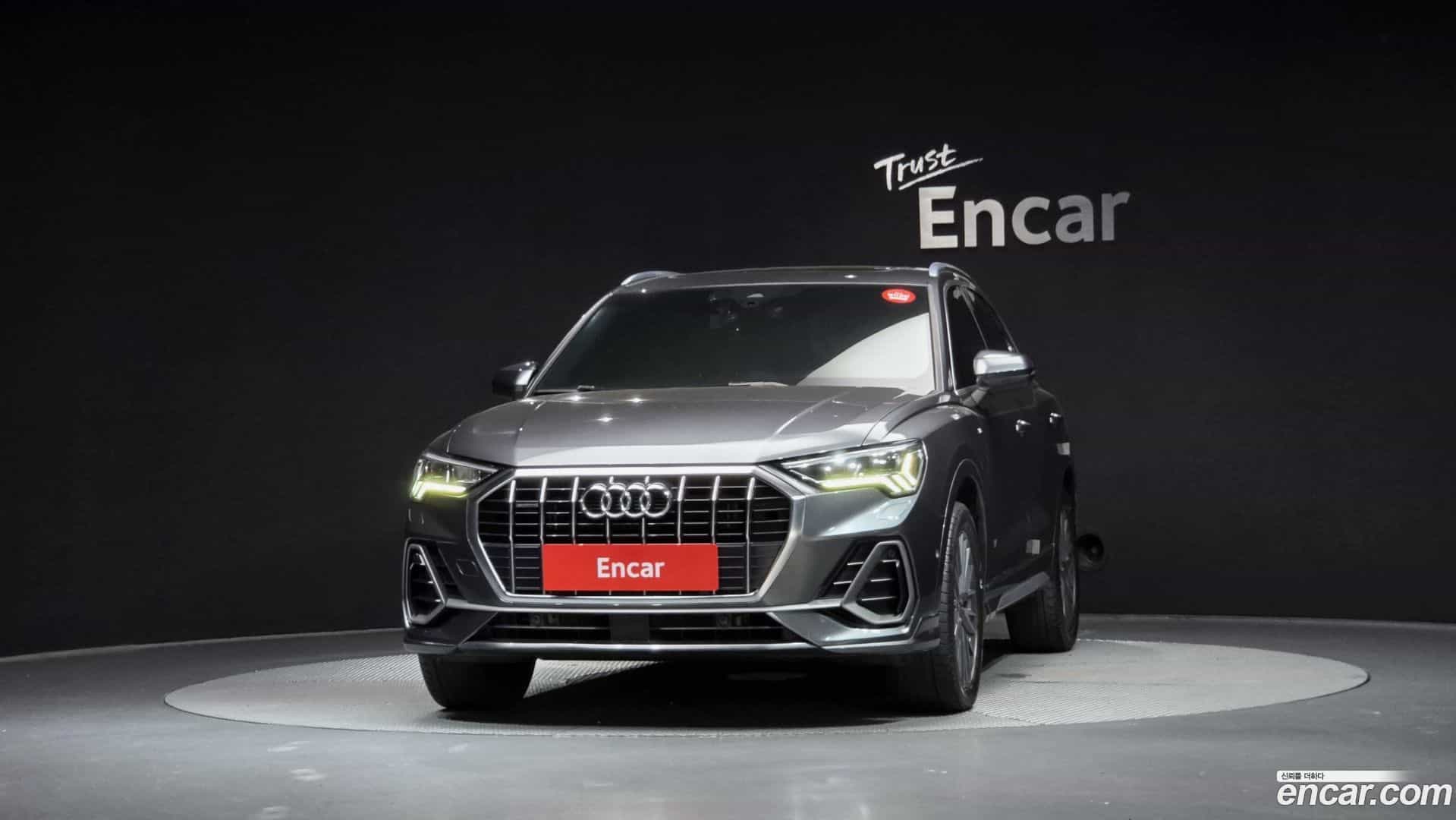 Q3 Audi 2022.10-OUTER-003
