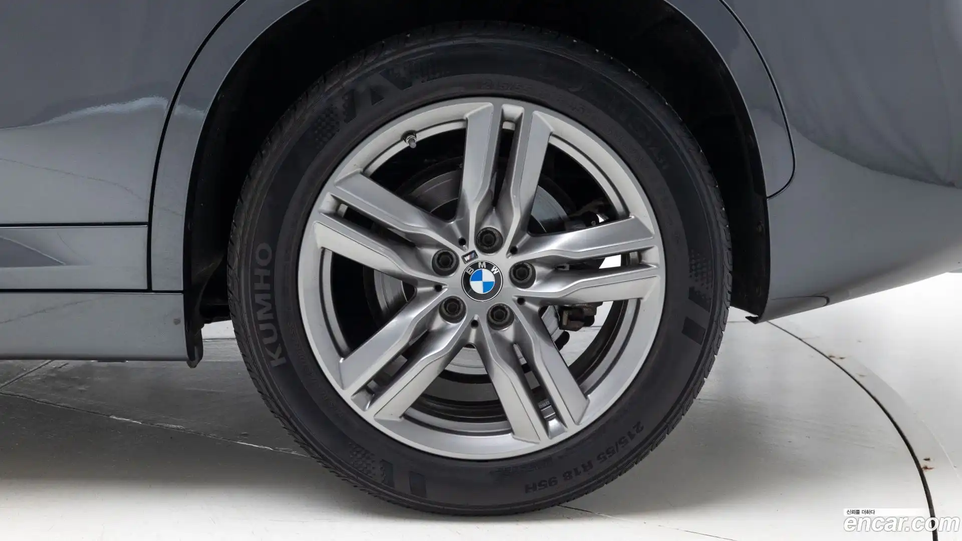 X1 BMW 2021.10-OUTER-006