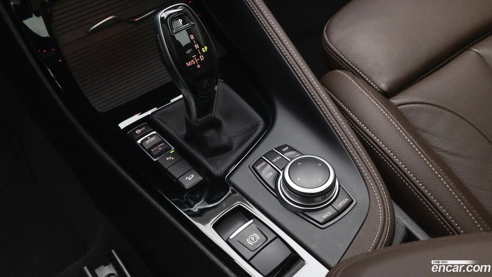 X1 BMW 2021.10-OPTION-016