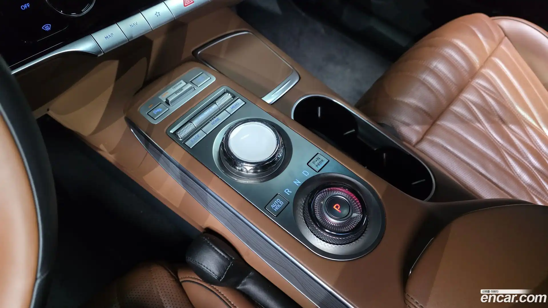 GV70 Genesis 2022.0-INNER-009