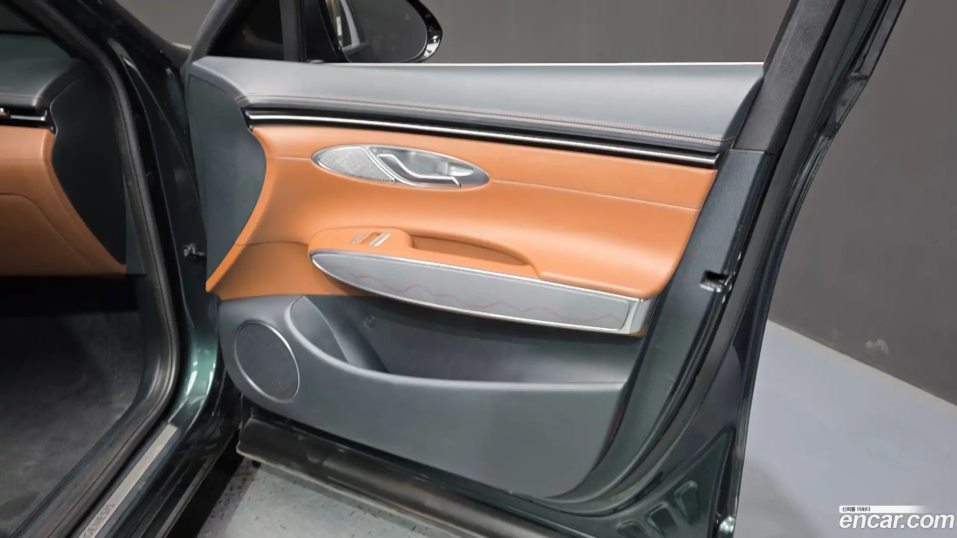 GV70 Genesis 2022.0-INNER-034