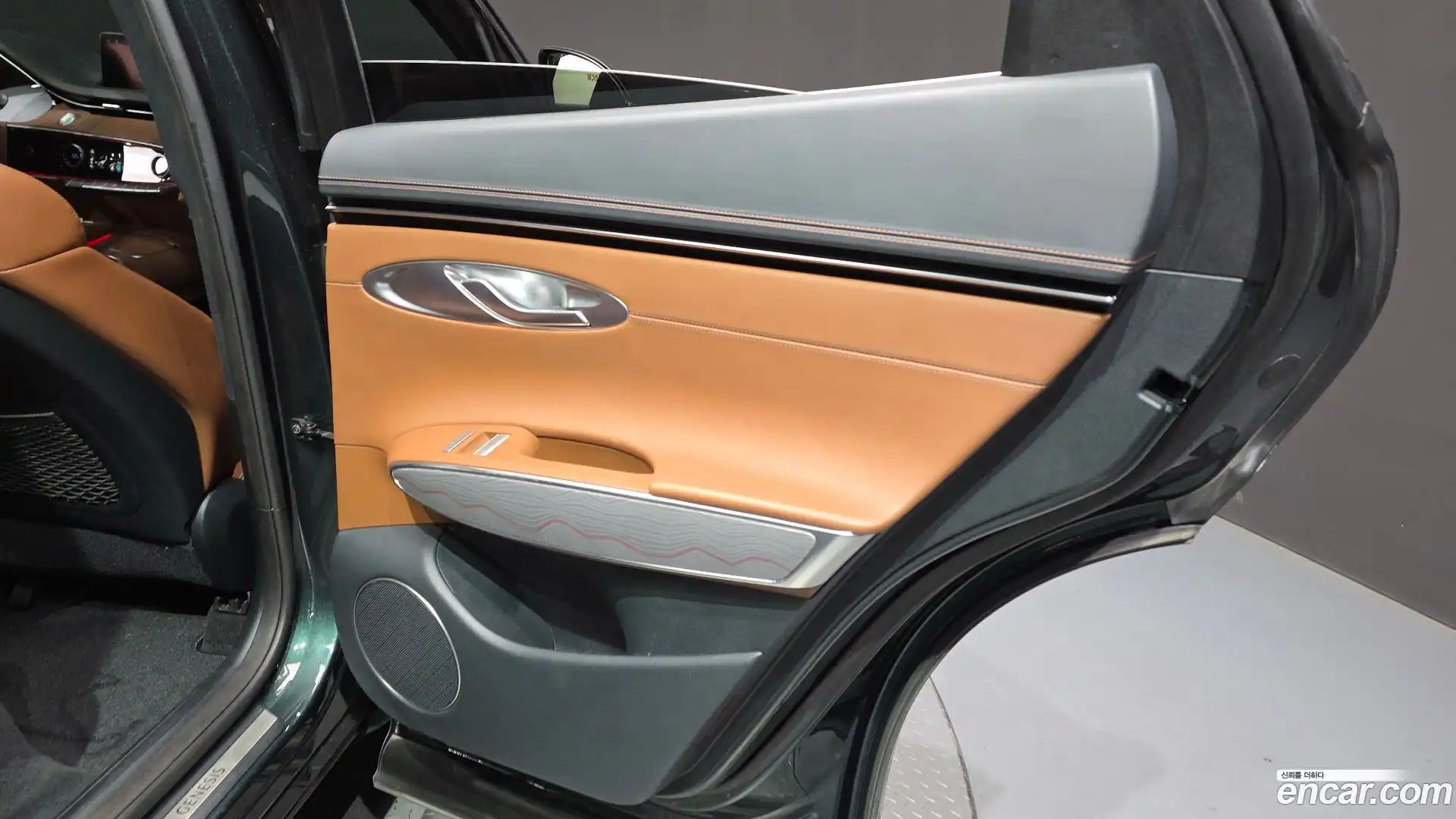 GV70 Genesis 2022.0-INNER-035