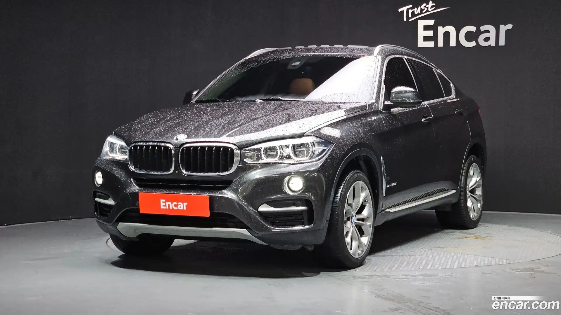 X6 BMW 2018.0-OUTER-001