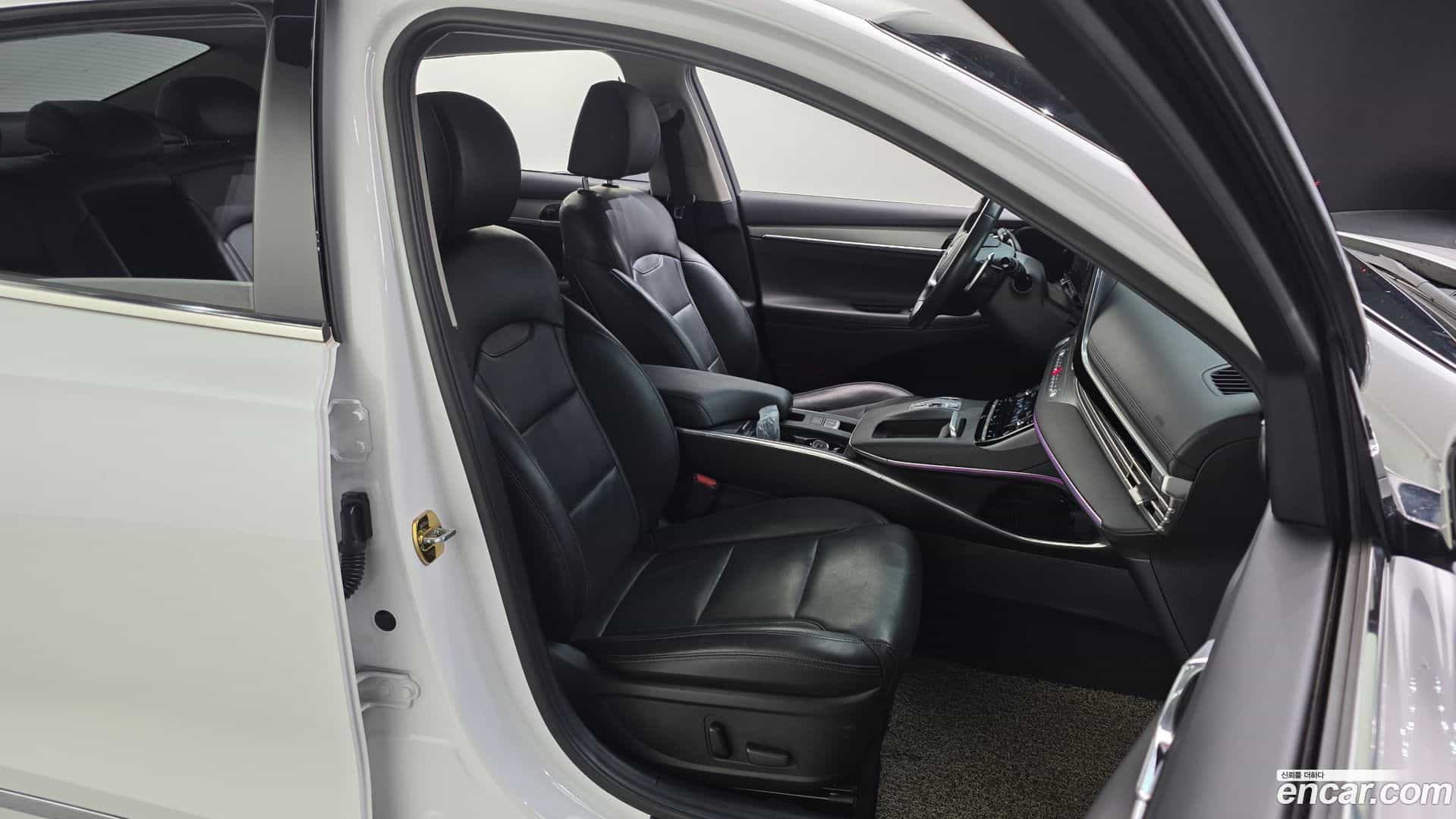 Grandeur Hyundai 2021.5-OPTION-016