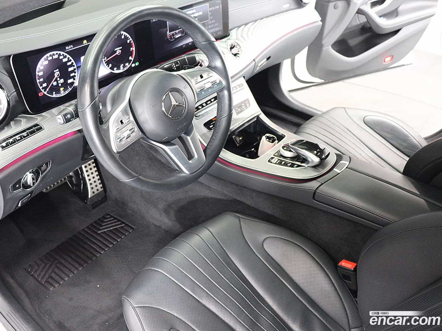 CLS-Class Mercedes-Benz 2020.4-OPTION-020