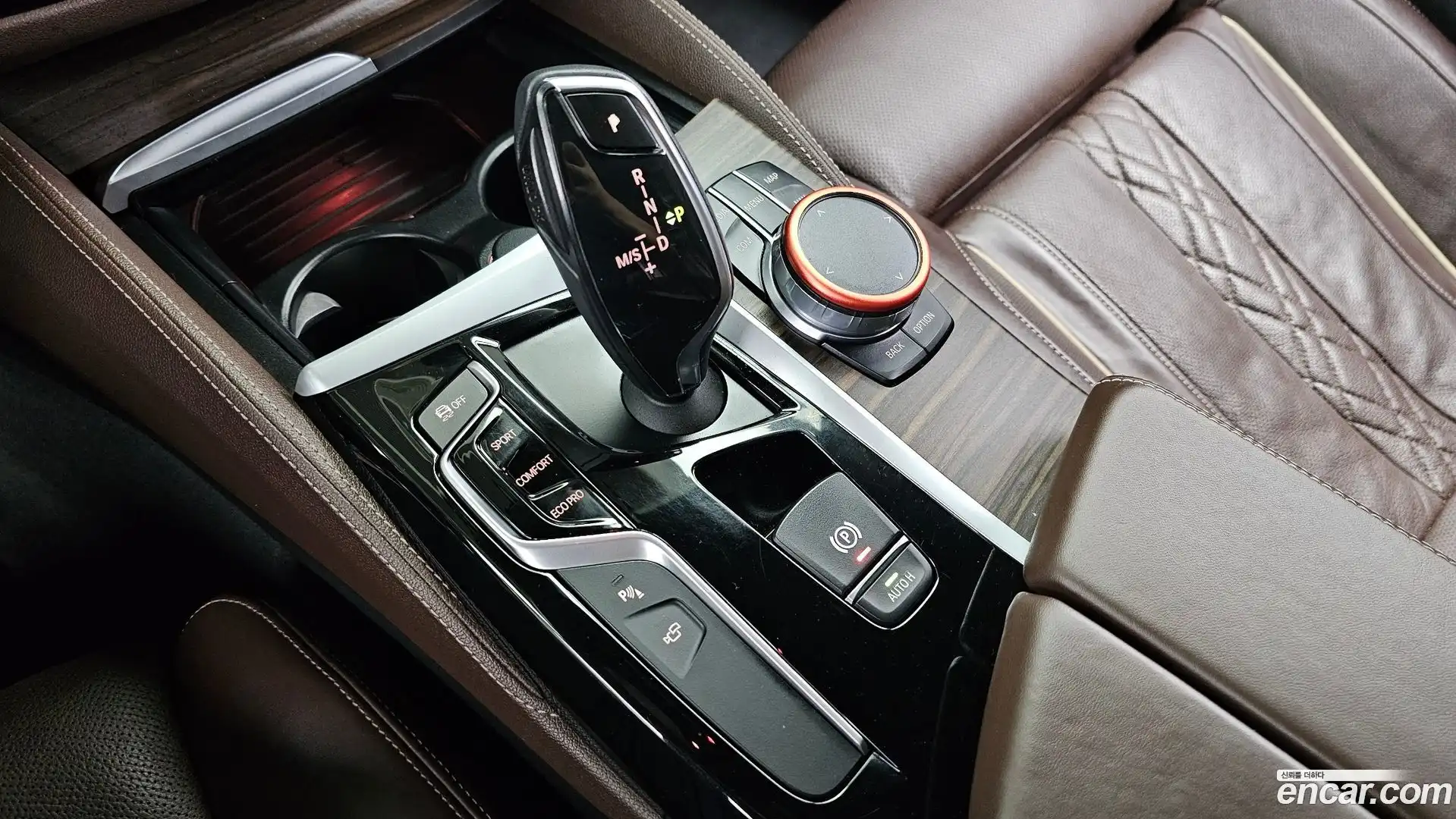 5-Series BMW 2017.2-INNER-009