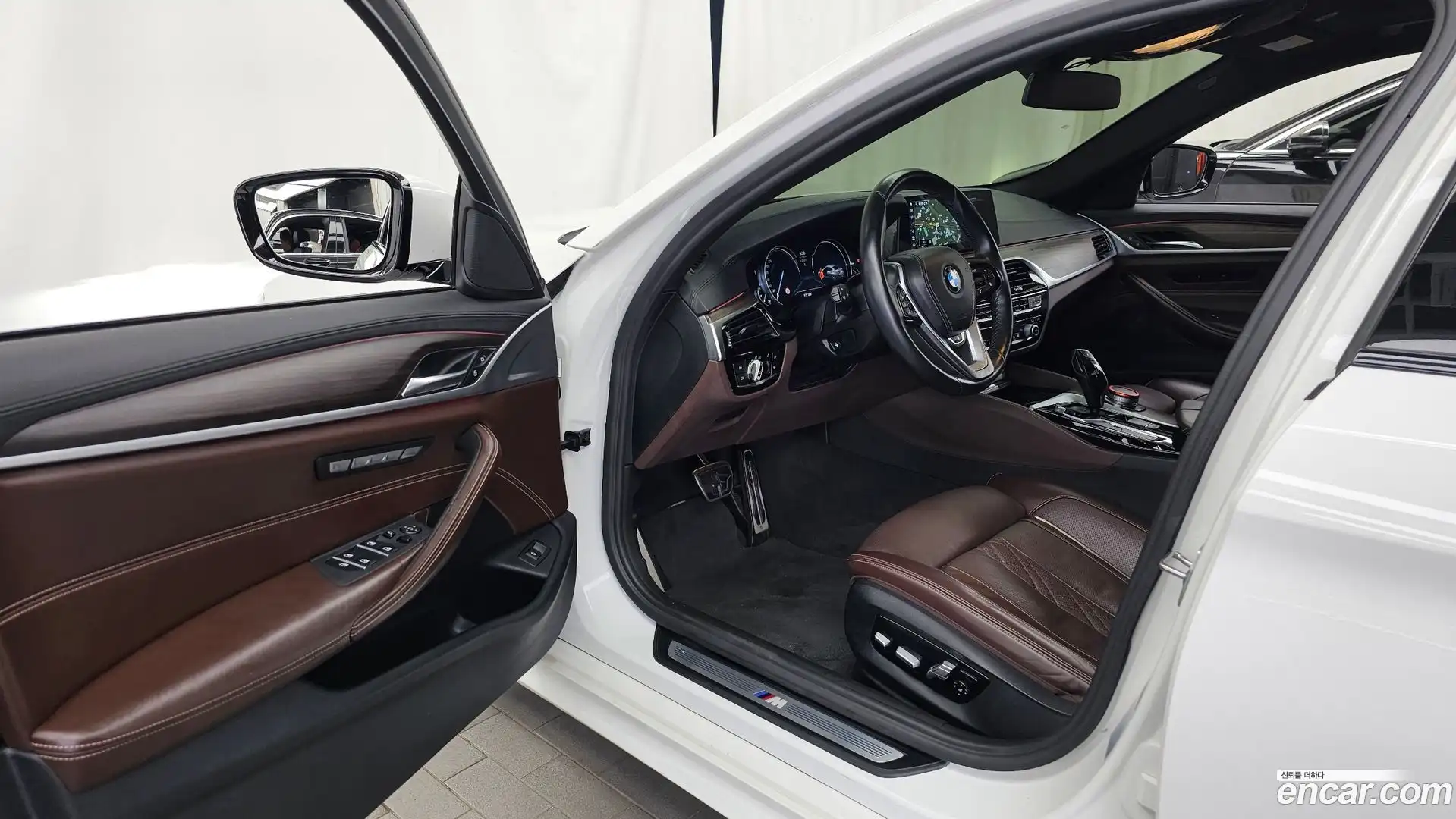 5-Series BMW 2017.2-INNER-010