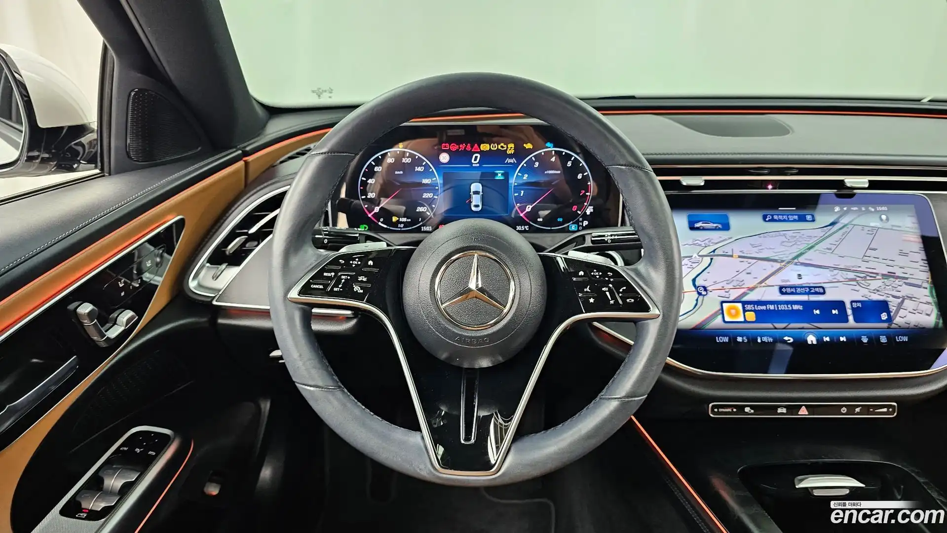 E-Class Mercedes-Benz 2024.8-OPTION-017