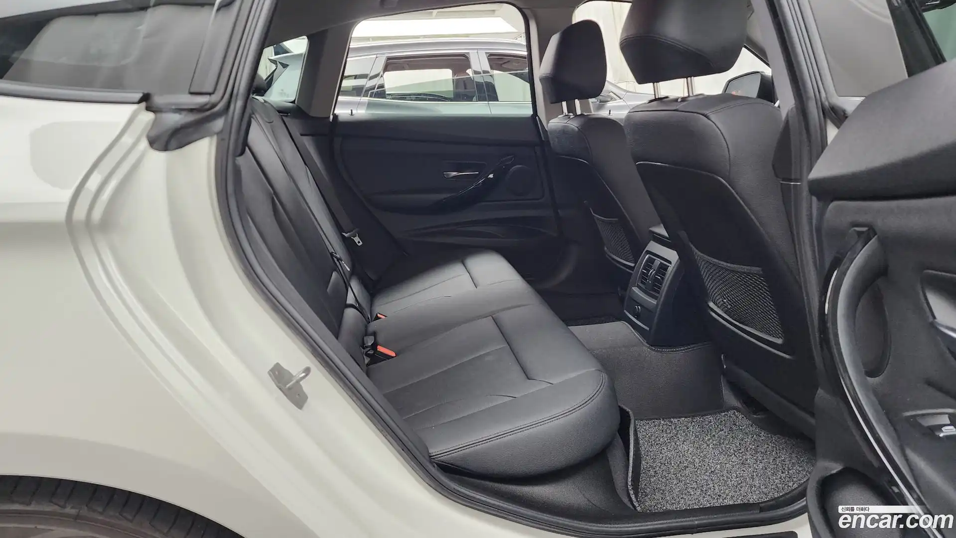 Gran Turismo BMW 2018.0-OPTION-016