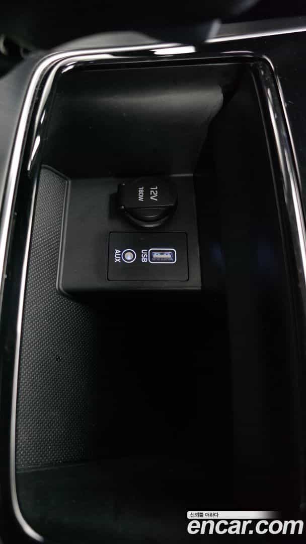 Grandeur Hyundai 2017.10-OPTION-044