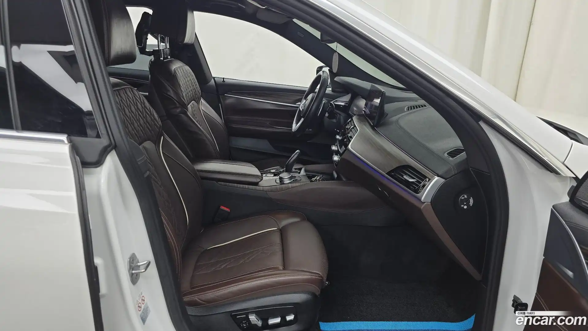 Gran Turismo BMW 2020.9-INNER-036