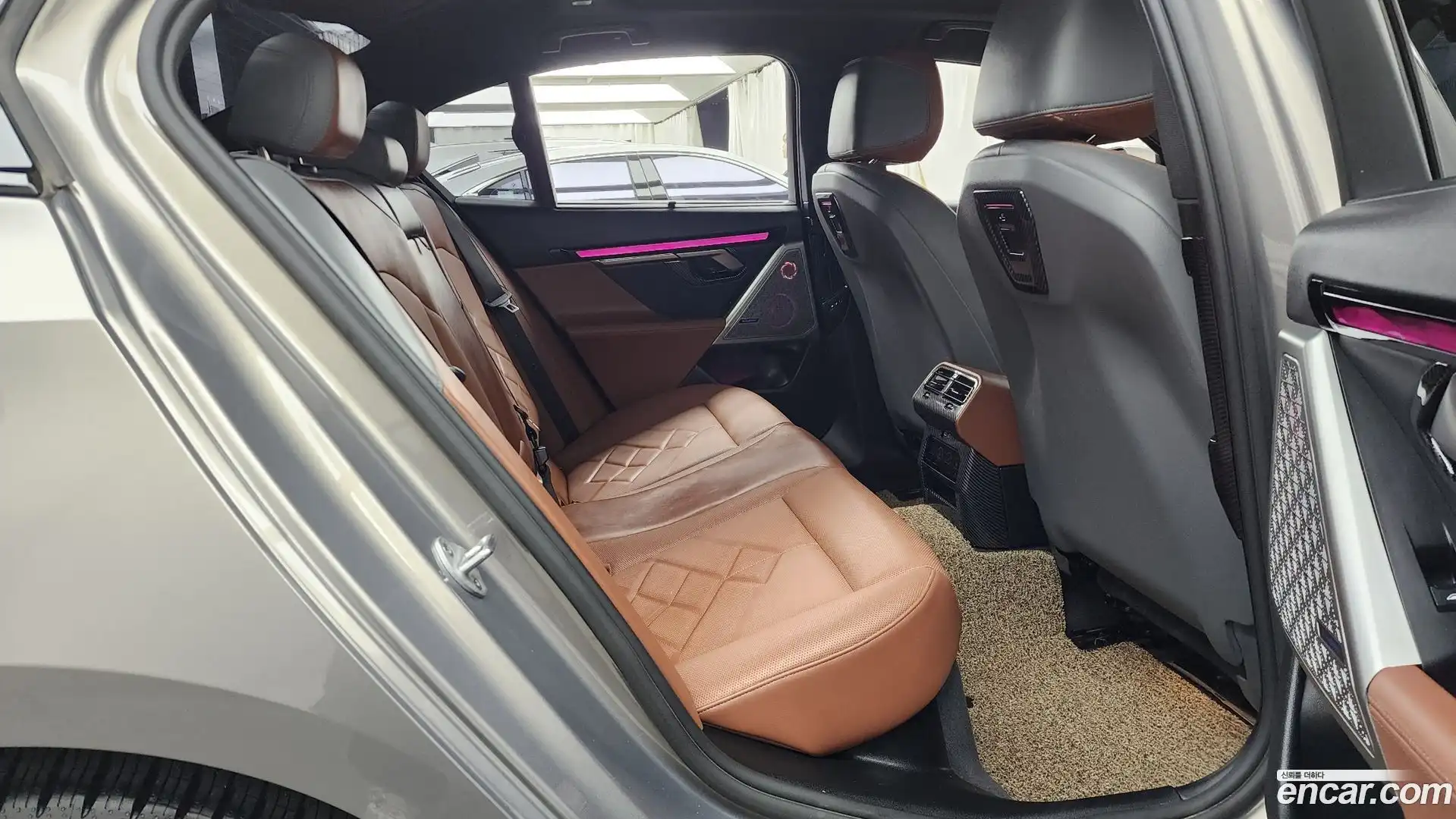 5-Series BMW 2025.4-OPTION-016