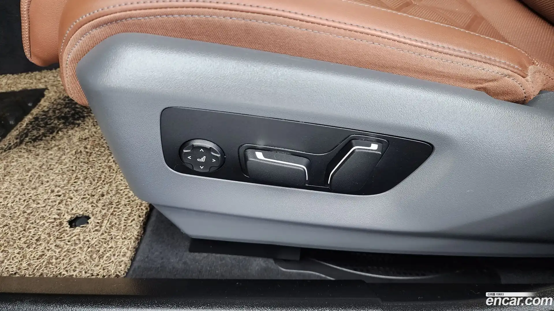 5-Series BMW 2025.4-OPTION-045