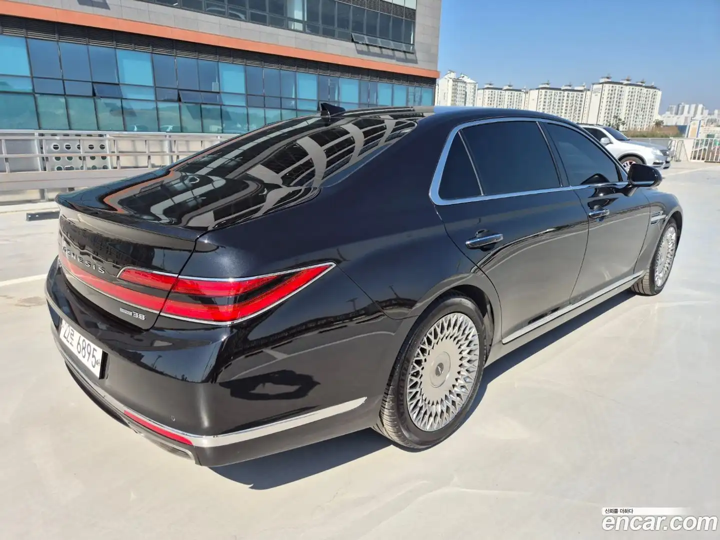 G90 Genesis 2019.2-OUTER-005