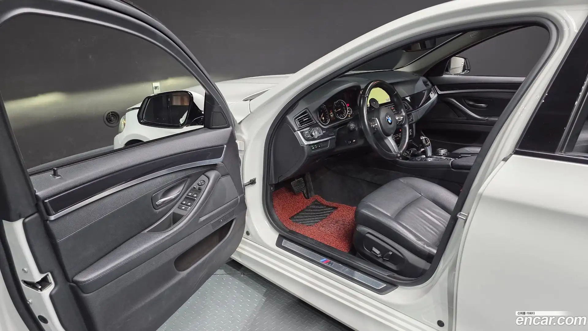 5-Series BMW 2016.10-INNER-010