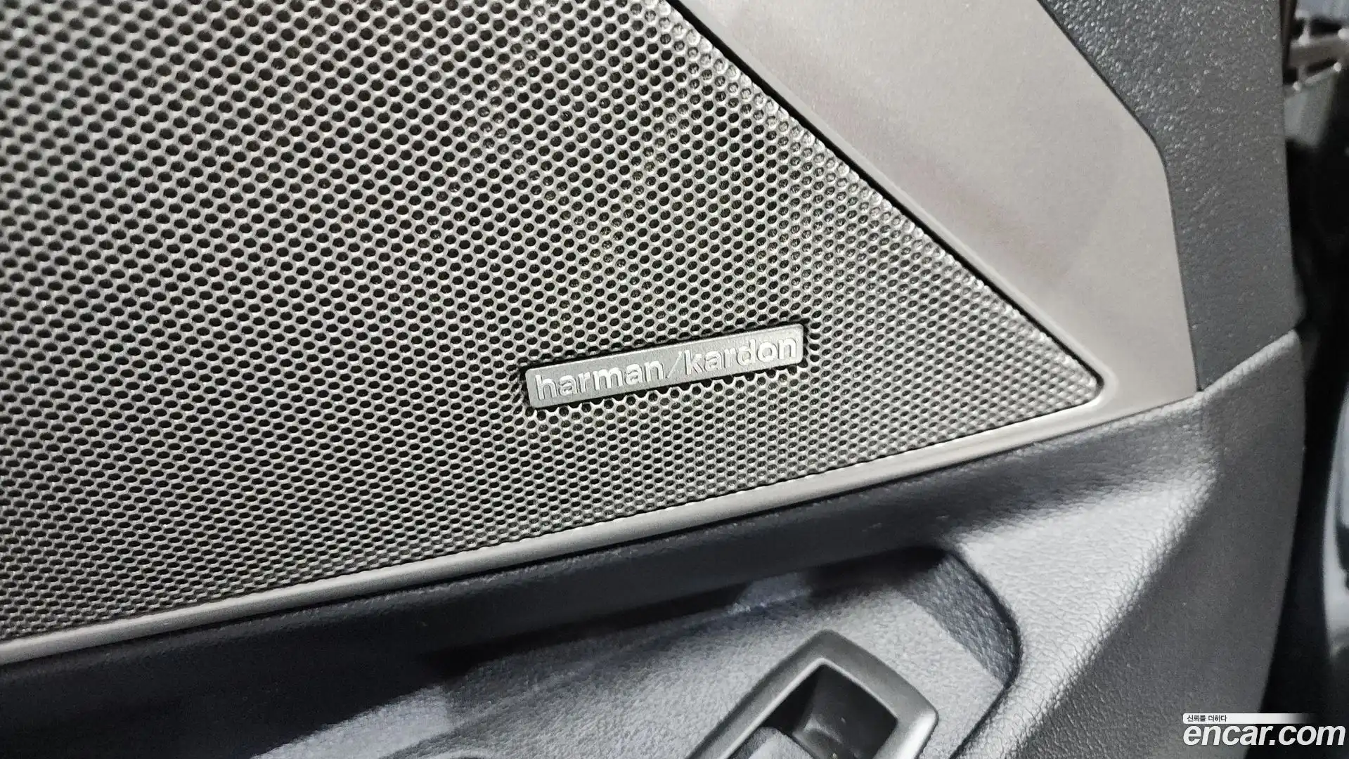 3-Series BMW 2024.3-OPTION-048