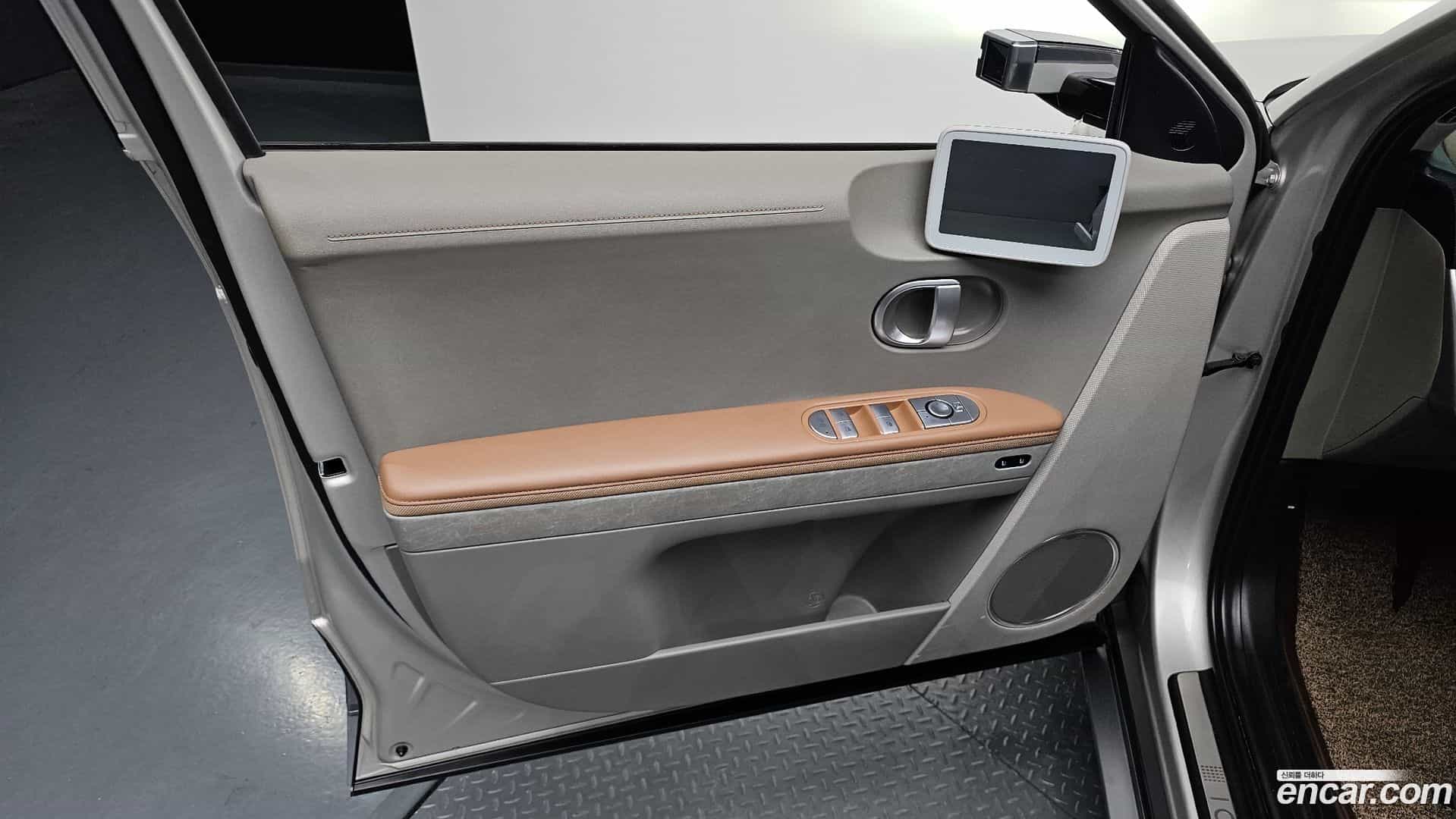 Ioniq5 Hyundai 2022.1-INNER-034