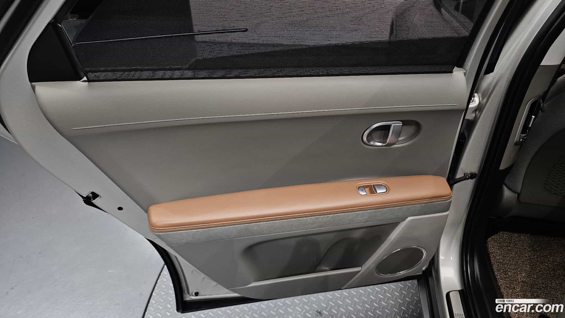Ioniq5 Hyundai 2022.1-INNER-035