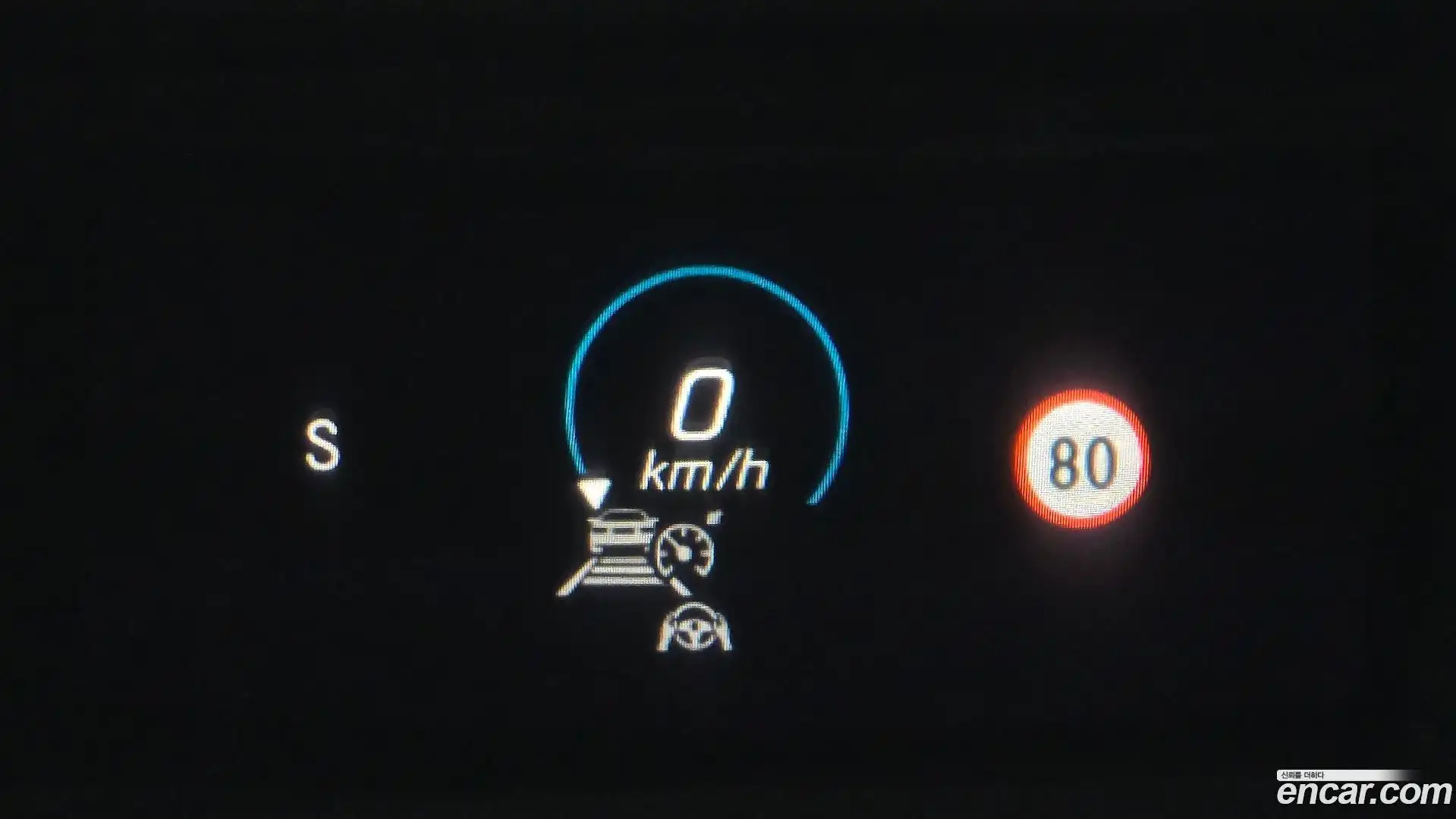 E-Class Mercedes-Benz 2023.9-OPTION-021