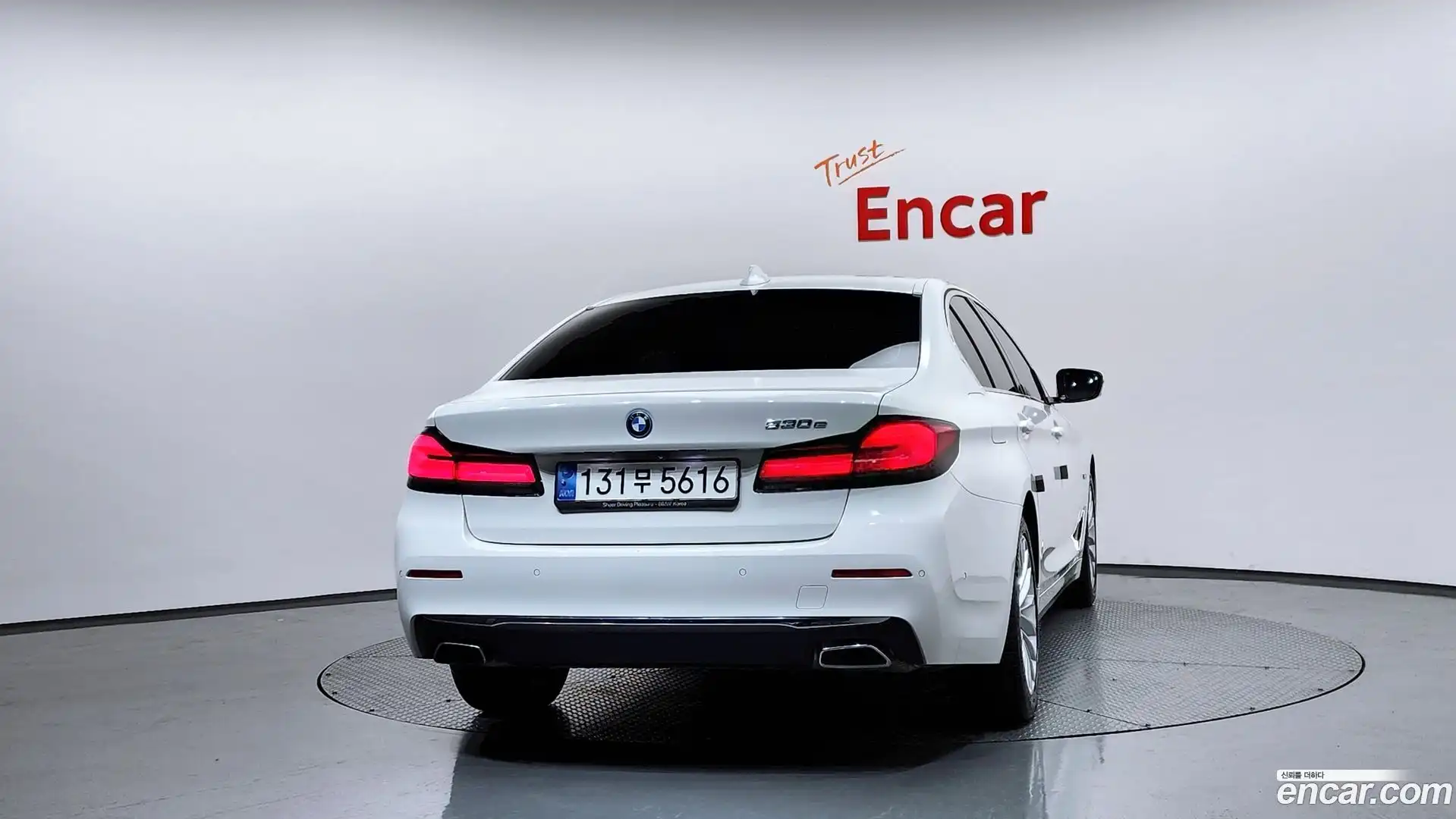 5-Series BMW 2022.9-OUTER-004