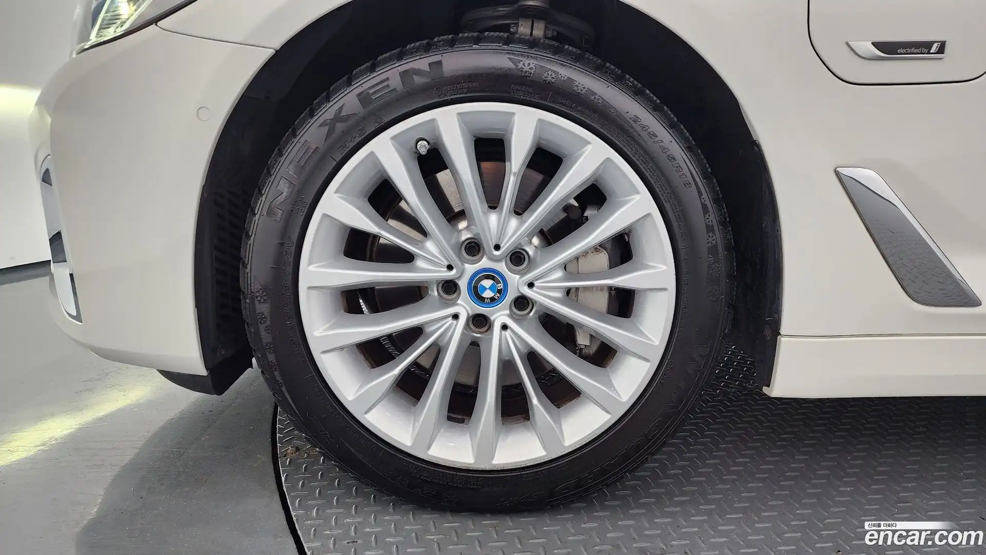 5-Series BMW 2022.9-OUTER-005