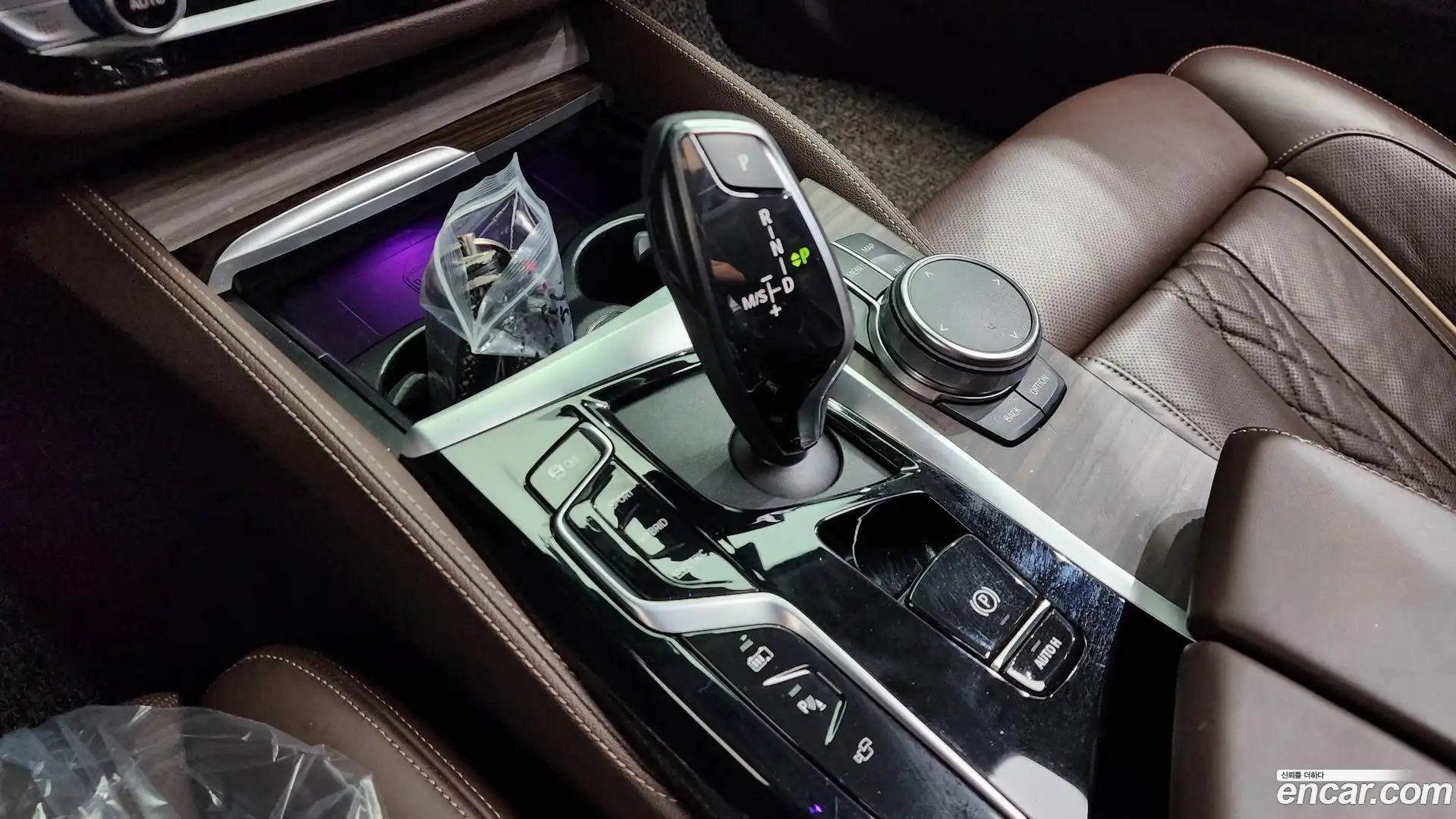 5-Series BMW 2022.9-INNER-009