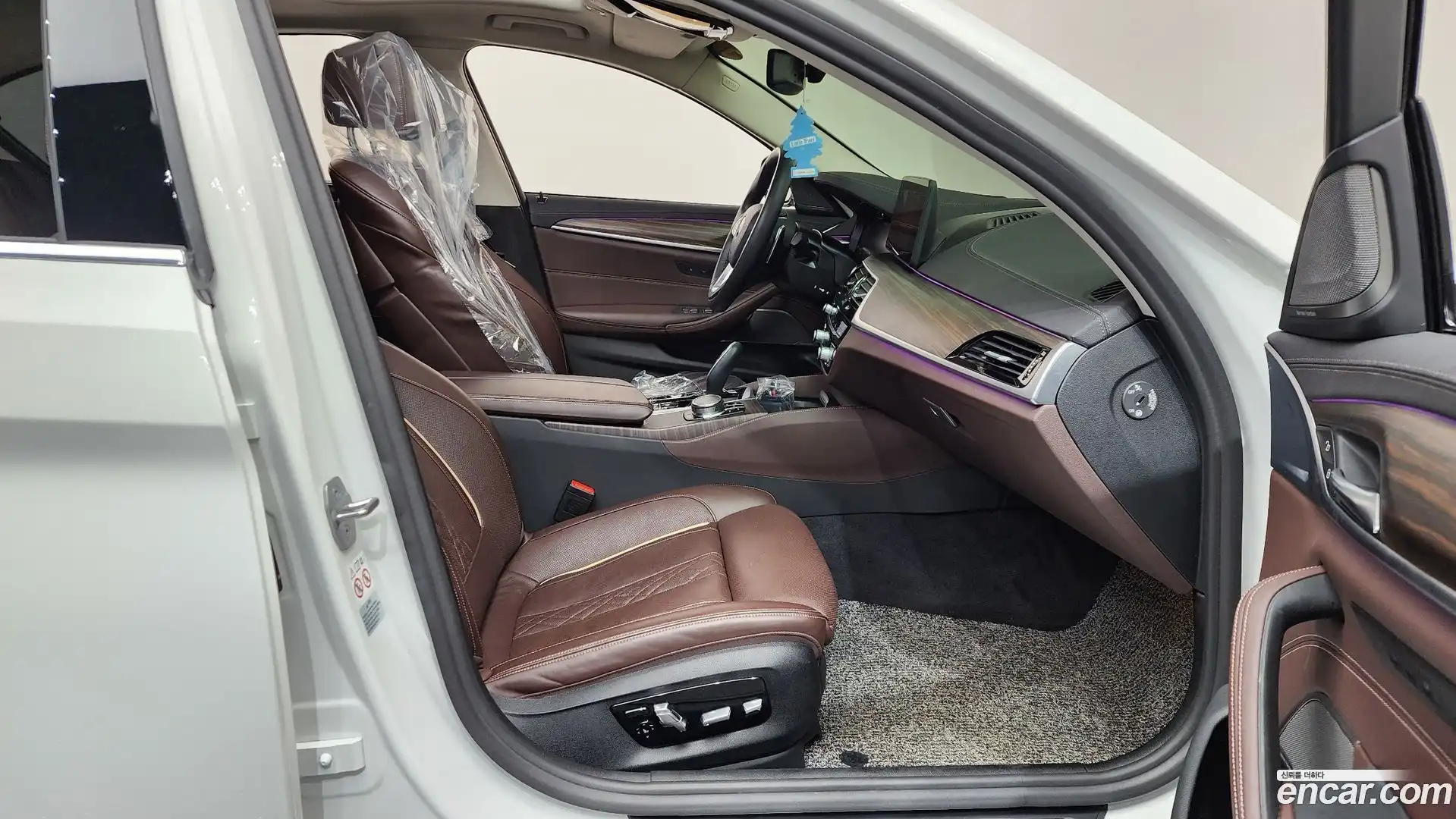 5-Series BMW 2022.9-INNER-036