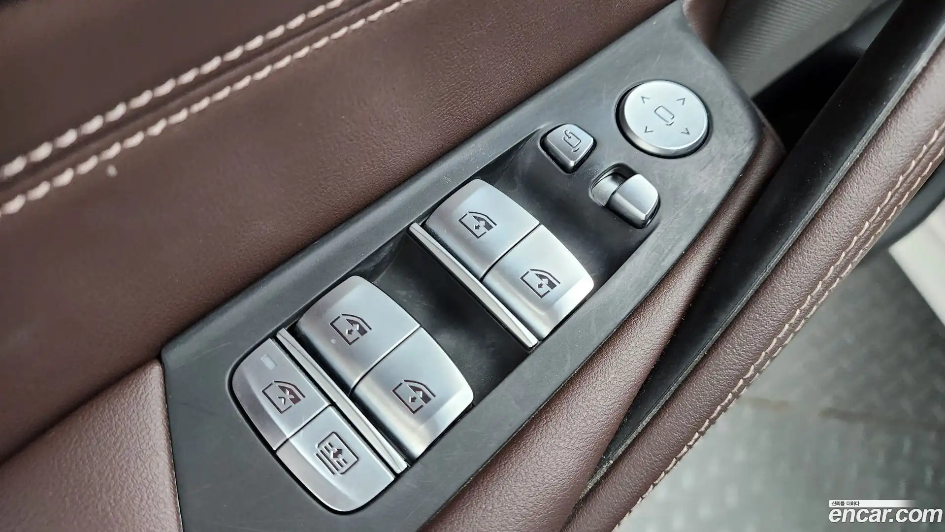 5-Series BMW 2022.9-OPTION-047