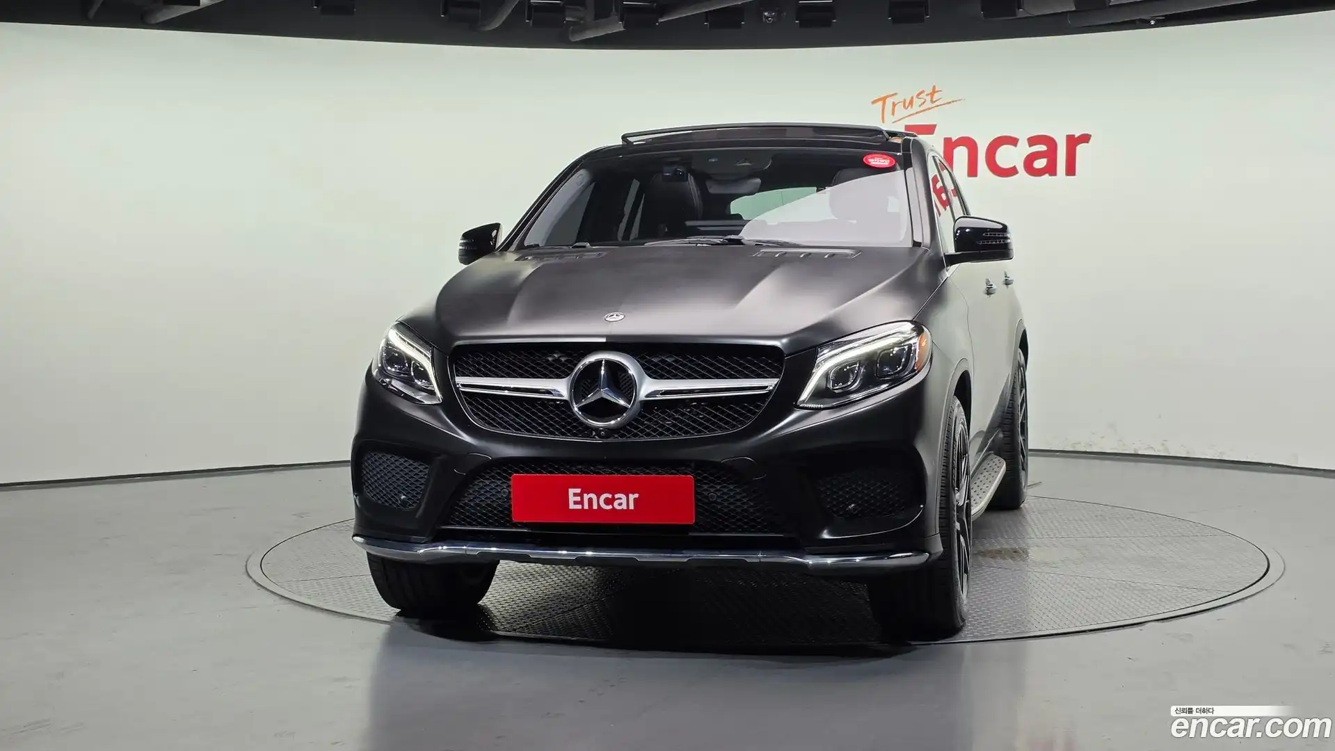 GLE-Class Mercedes-Benz 2018.3-OUTER-003