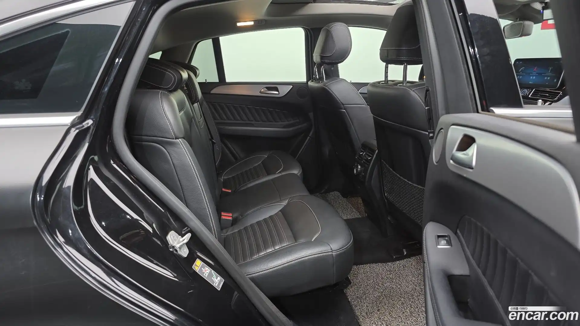 GLE-Class Mercedes-Benz 2018.3-OPTION-015