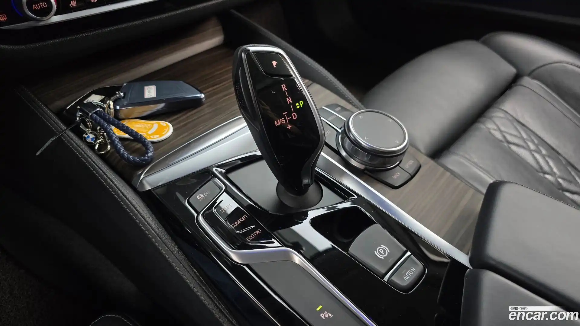 5-Series BMW 2018.8-INNER-009