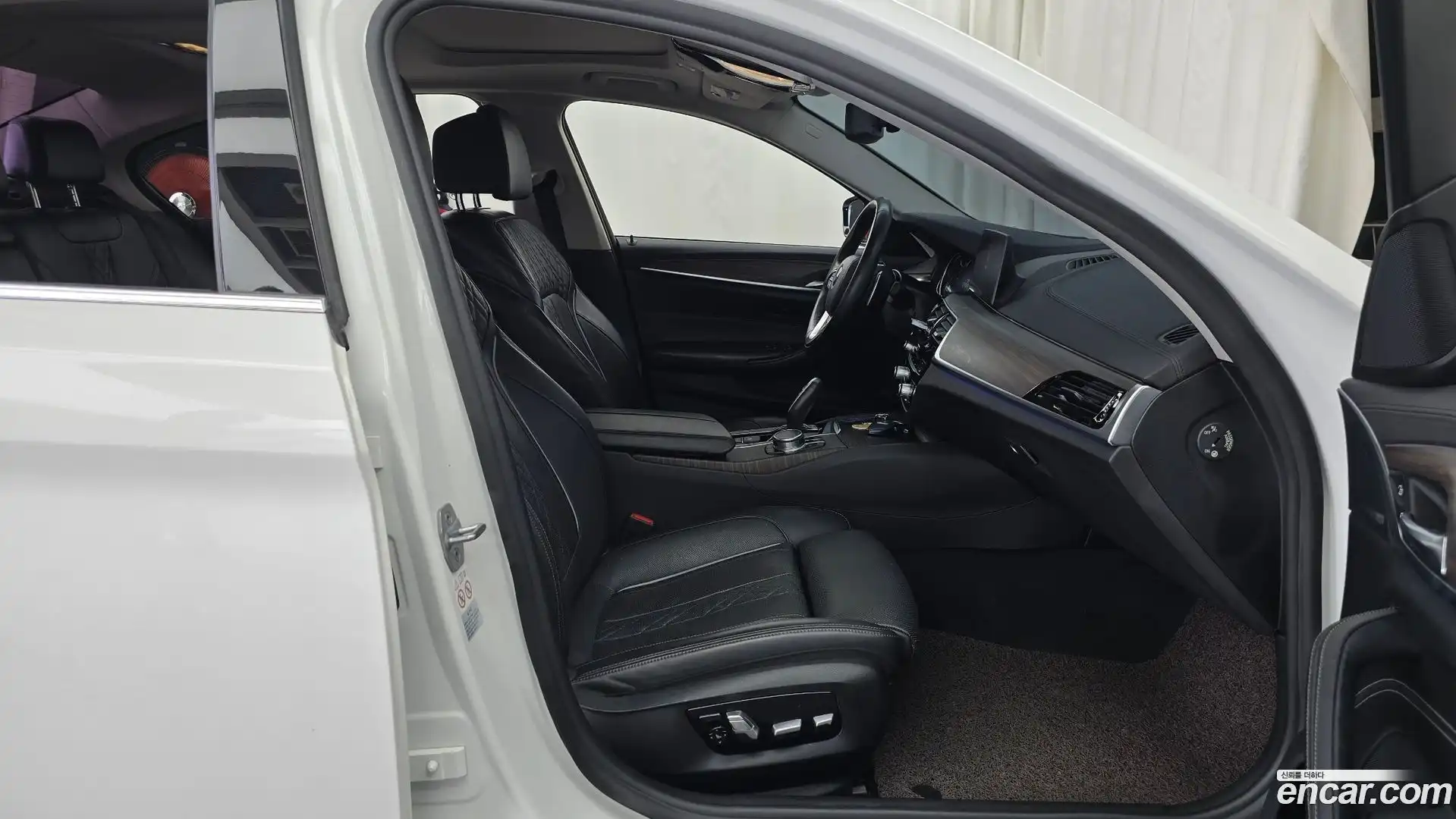 5-Series BMW 2018.8-INNER-036
