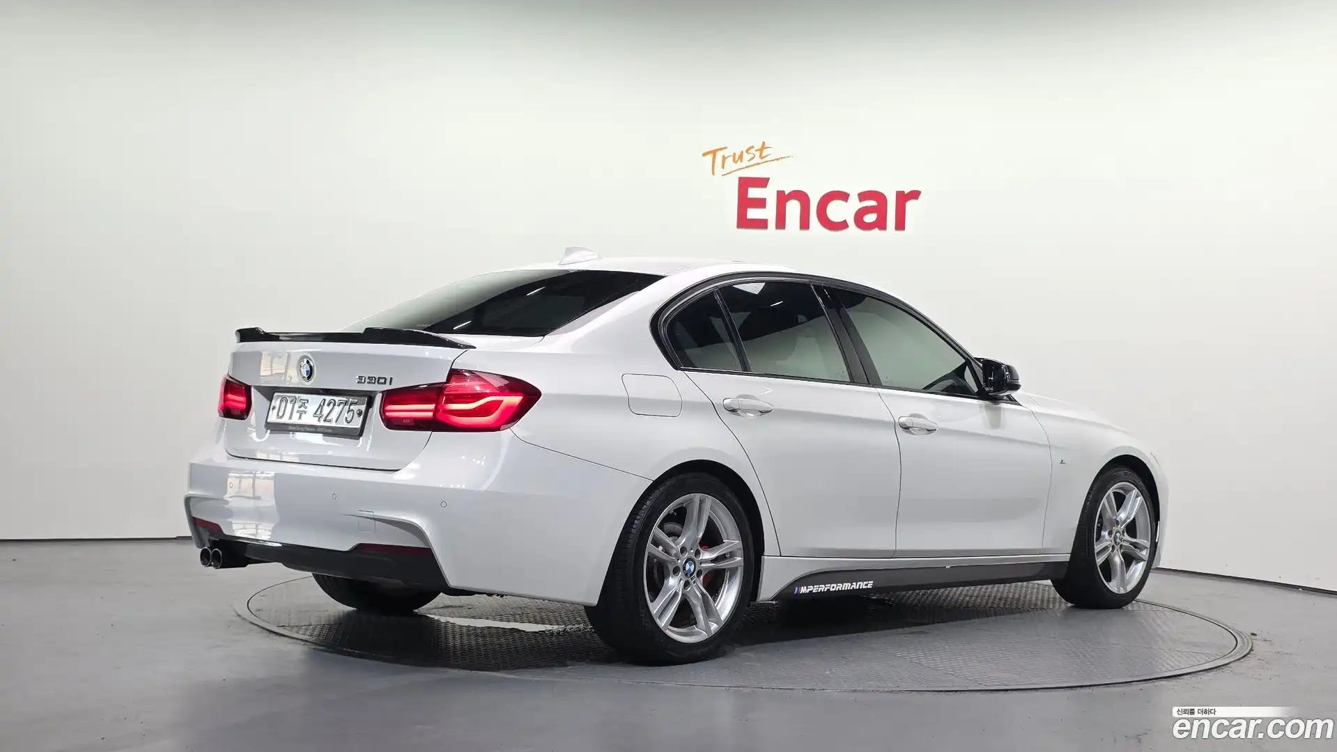 3-Series BMW 2018.3-OUTER-002