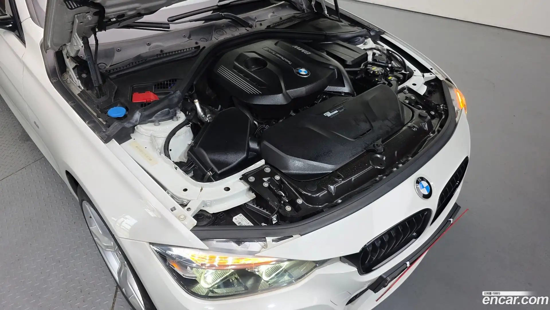 3-Series BMW 2018.3-OUTER-006