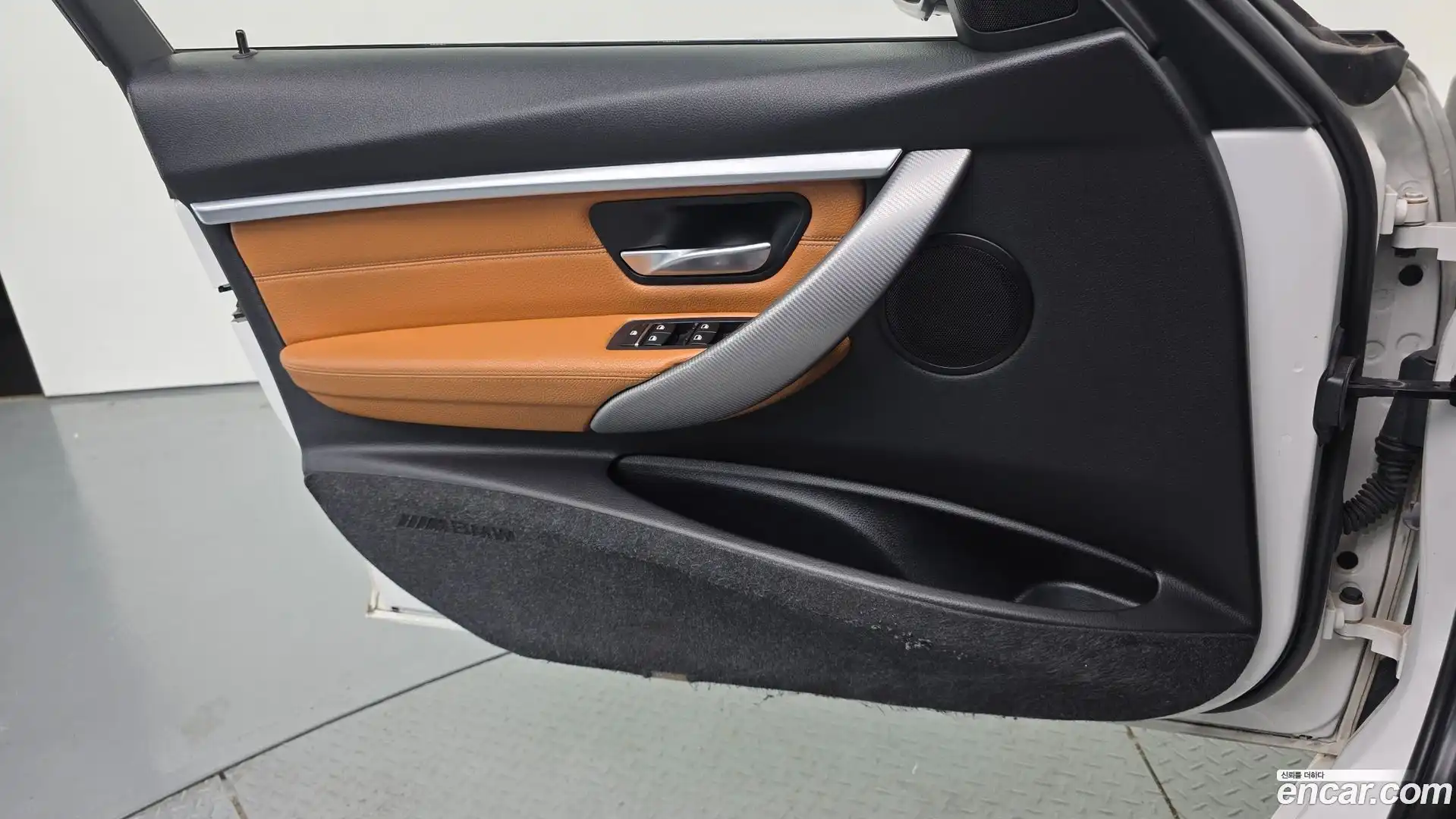 3-Series BMW 2018.3-INNER-034
