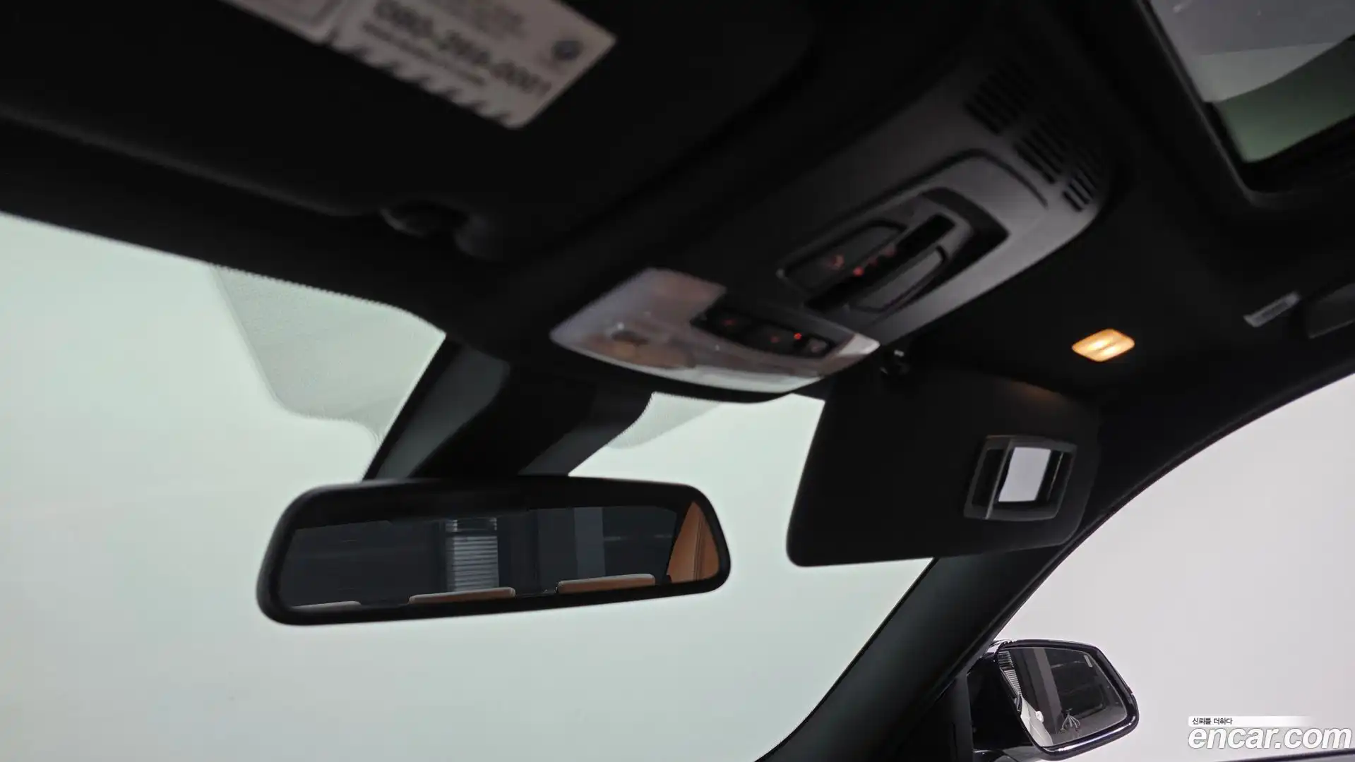 3-Series BMW 2018.3-OPTION-040