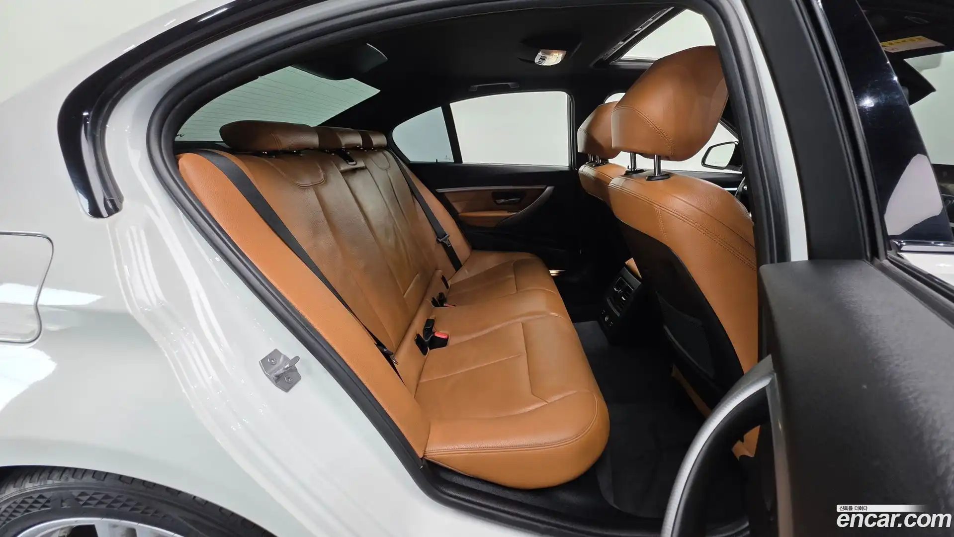 3-Series BMW 2018.3-OPTION-043