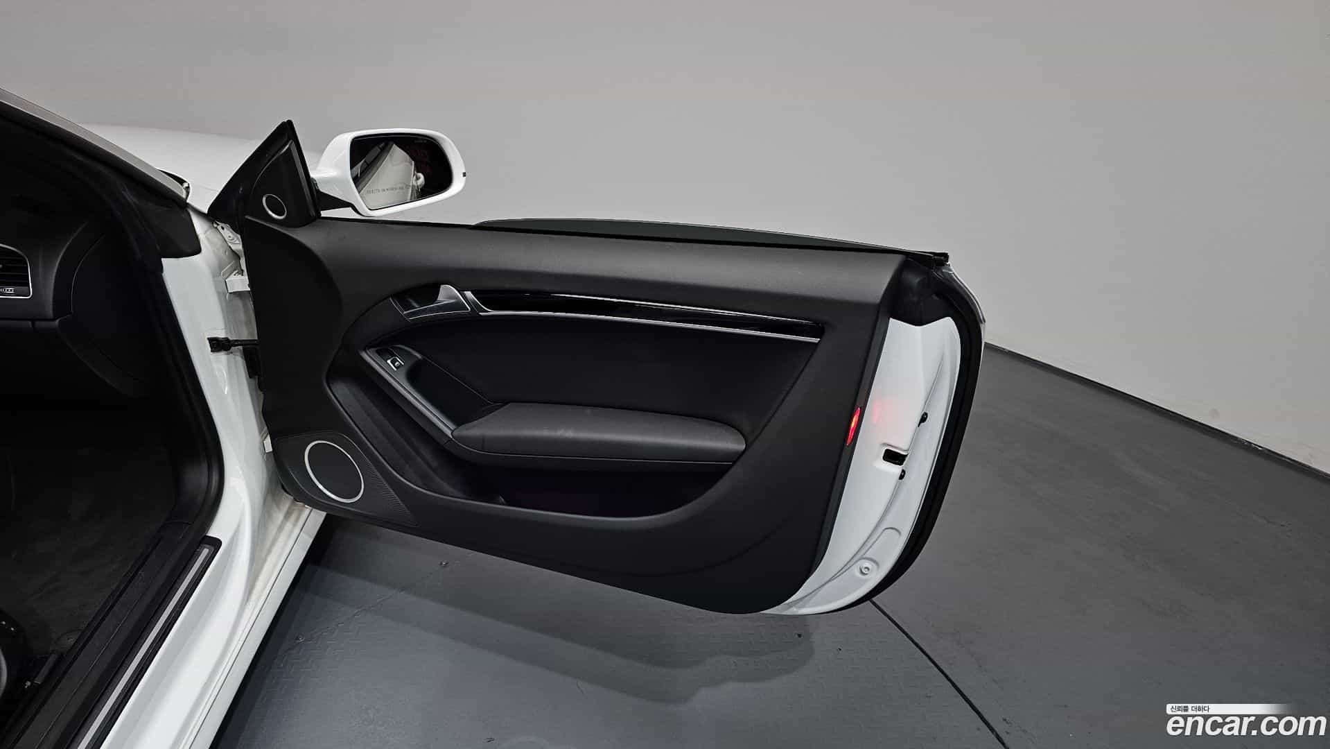 A5 Audi 2016.2-INNER-035