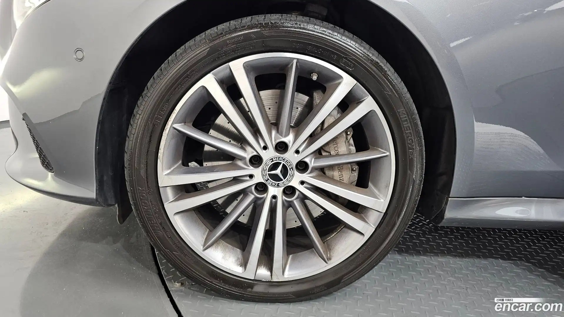 CLS-Class Mercedes-Benz 2019.6-OUTER-005