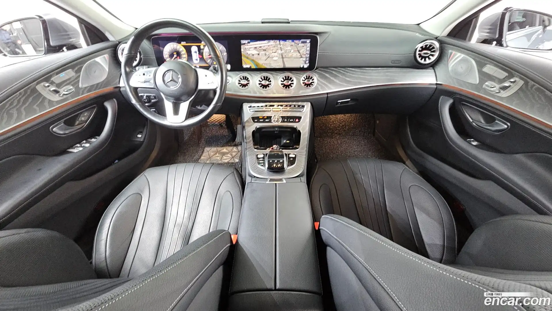 CLS-Class Mercedes-Benz 2019.6-INNER-007
