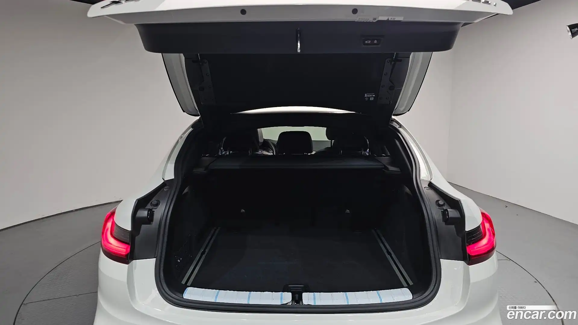 X4 BMW 2021.7-OPTION-024