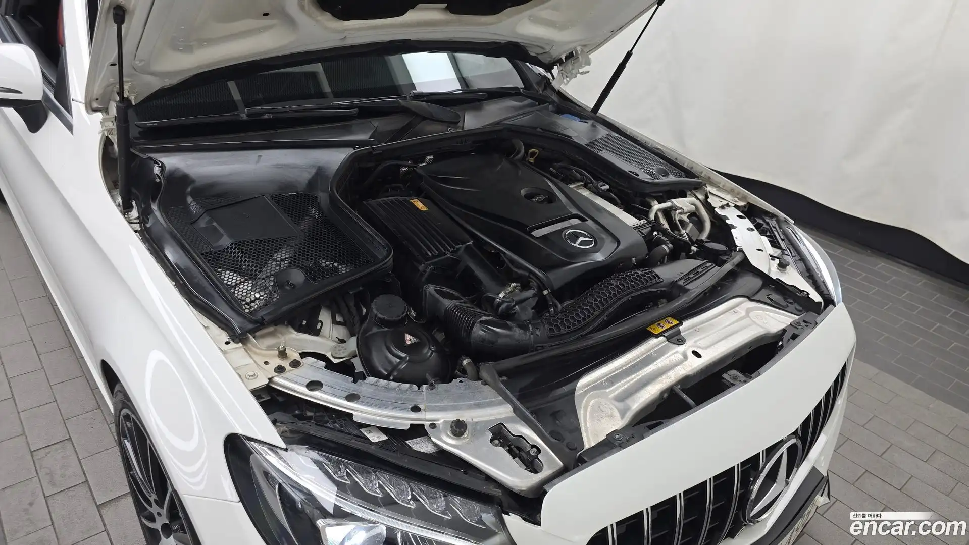 C-Class Mercedes-Benz 2017.5-OUTER-006