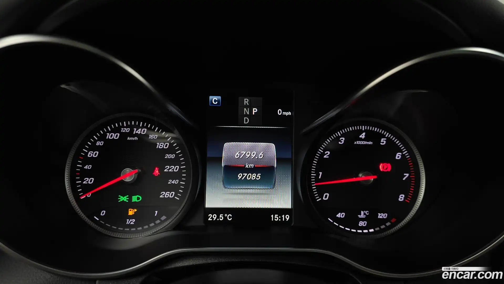 C-Class Mercedes-Benz 2017.5-INNER-008