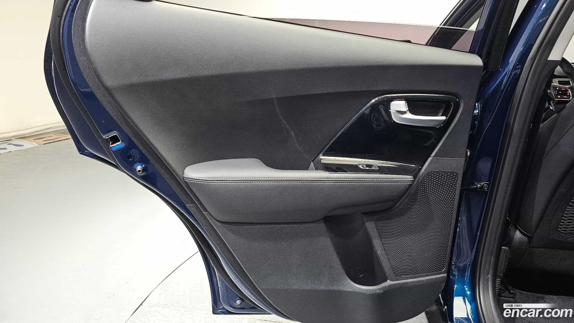 Niro Kia 2018.3-INNER-035