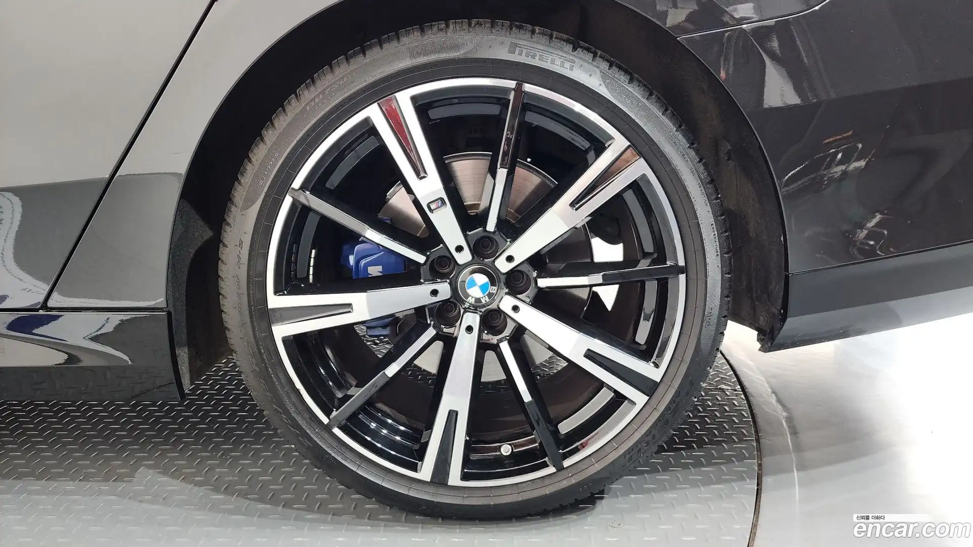 5-Series BMW 2024.5-OUTER-031