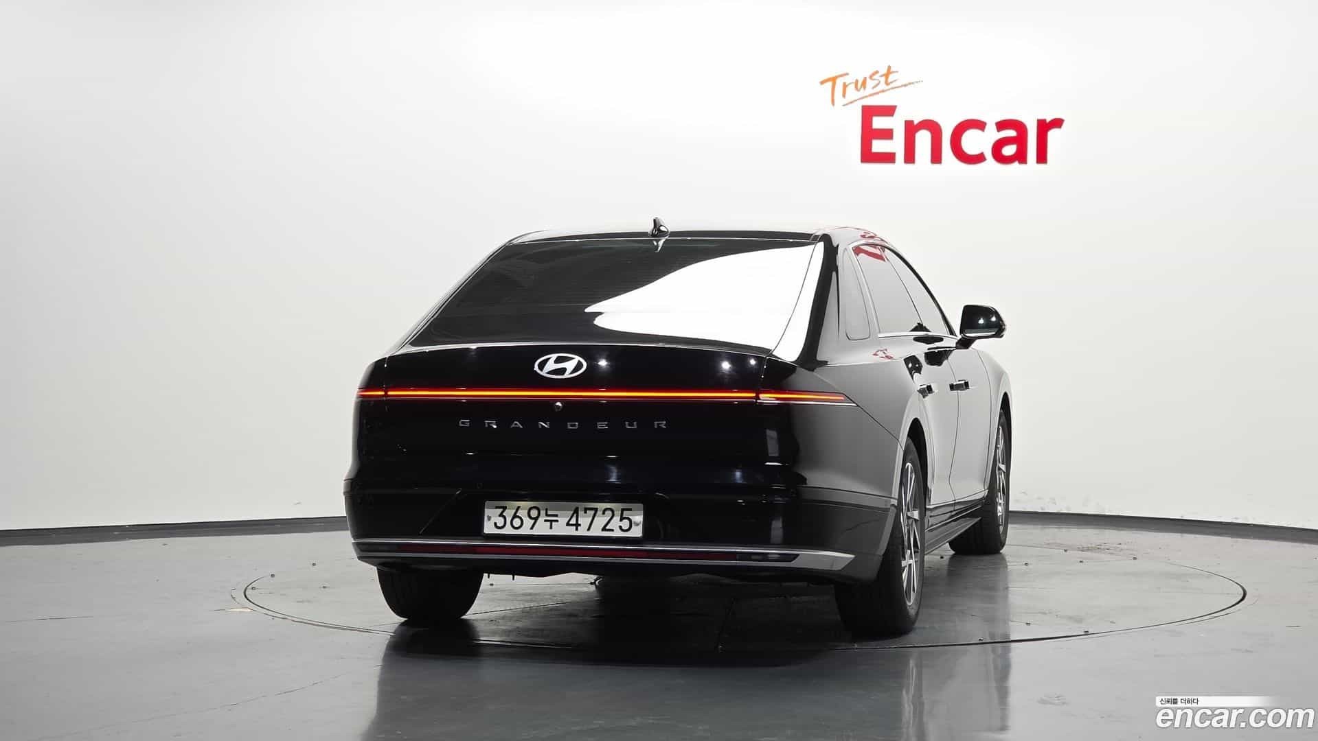 Grandeur Hyundai 2023.4-OUTER-004