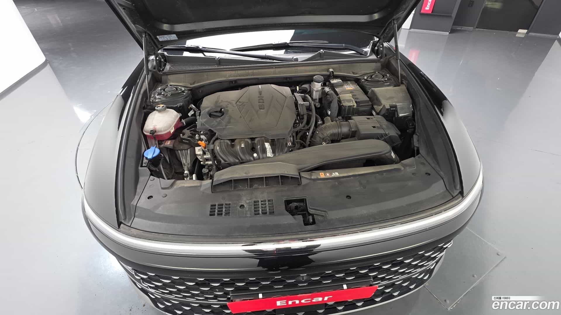 Grandeur Hyundai 2023.4-OUTER-006