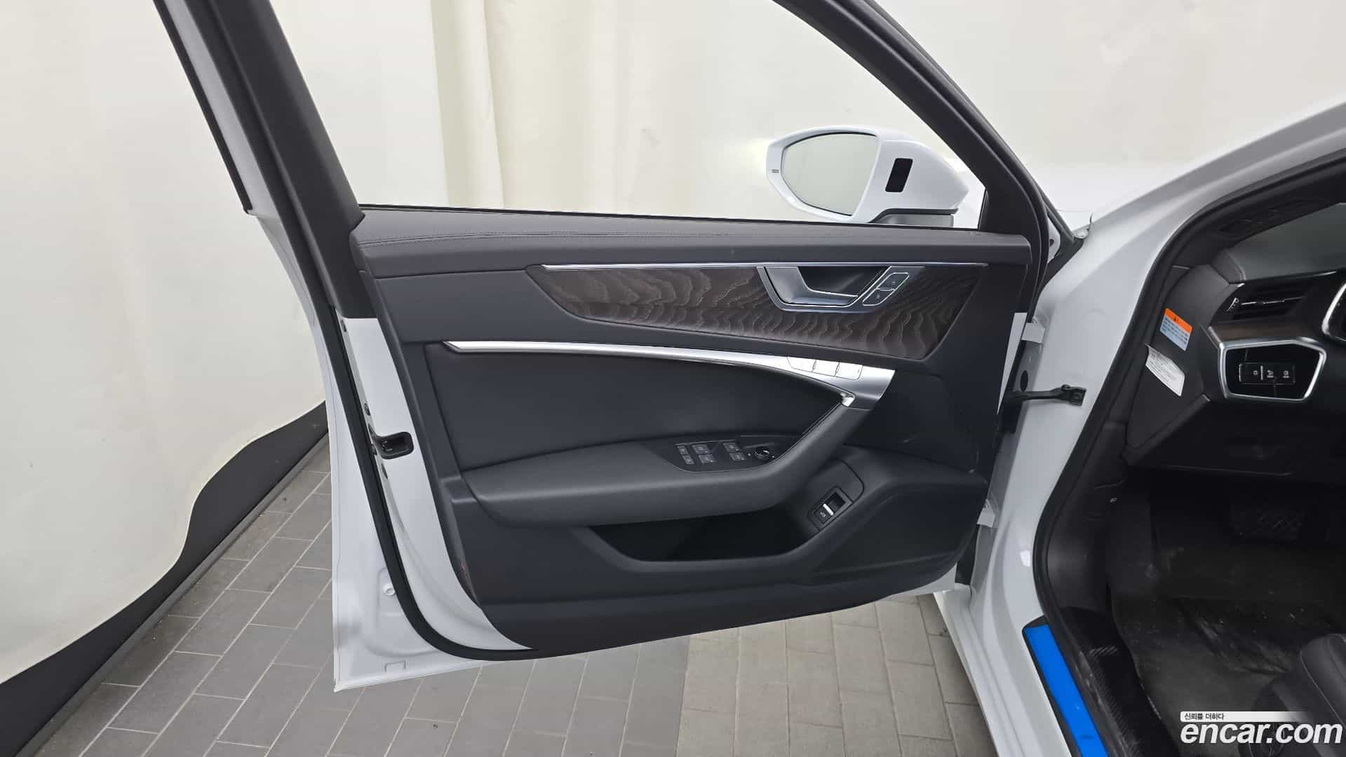A6 Audi 2021.10-INNER-034