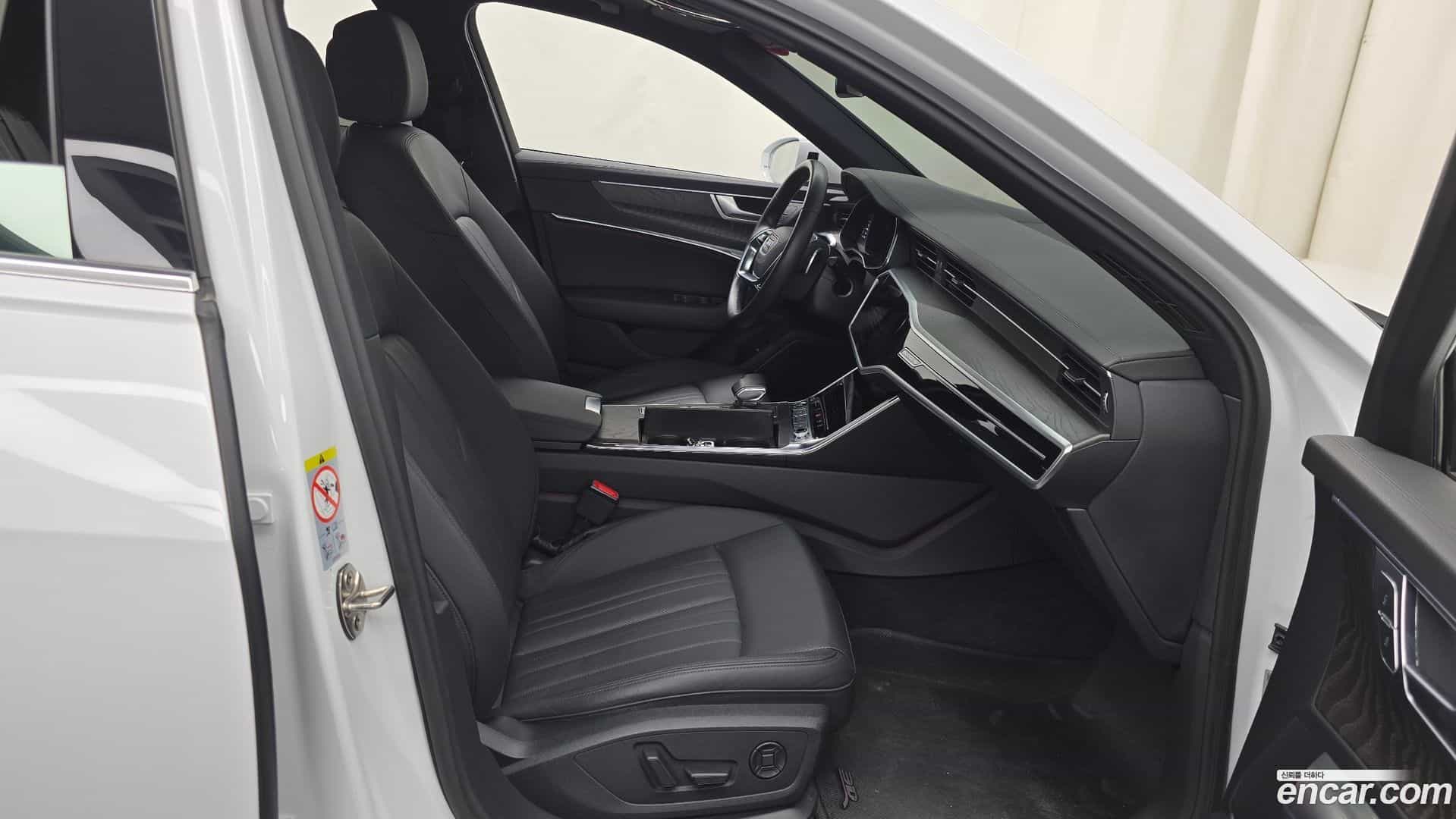 A6 Audi 2021.10-INNER-036